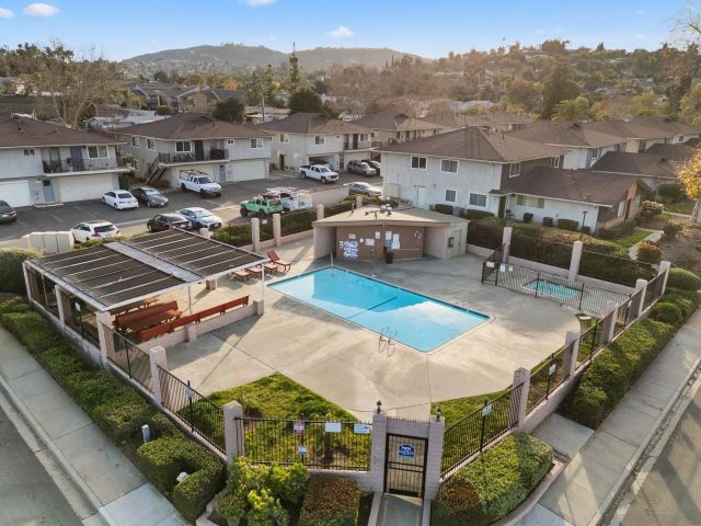 12156 Wintergreen Dr 1, Lakeside, CA 92040