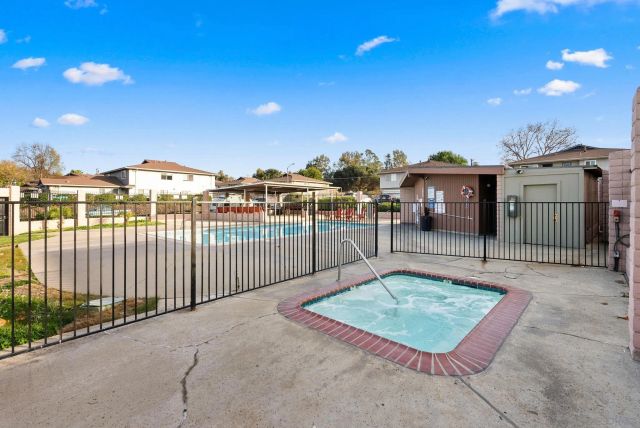 12156 Wintergreen Dr 1, Lakeside, CA 92040