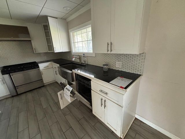 1008 W Pietzsch ST, Bartlett, TX 76511