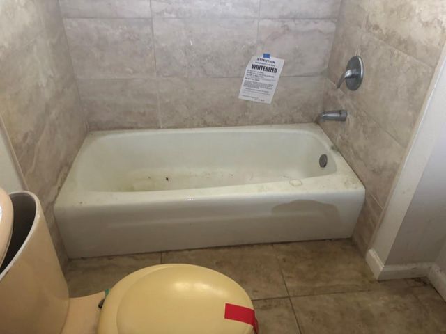 1008 W Pietzsch ST, Bartlett, TX 76511