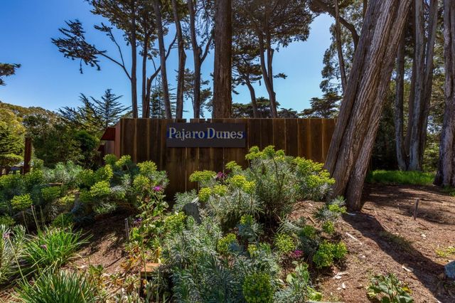 14 Pelican Point, Watsonville, CA 95076