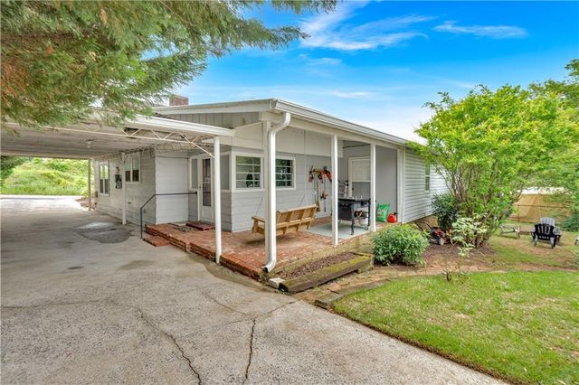 210 McCanless Street, Cartersville, GA 30120