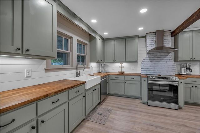 210 McCanless Street, Cartersville, GA 30120