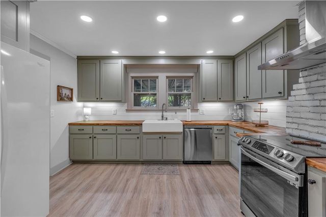 210 McCanless Street, Cartersville, GA 30120