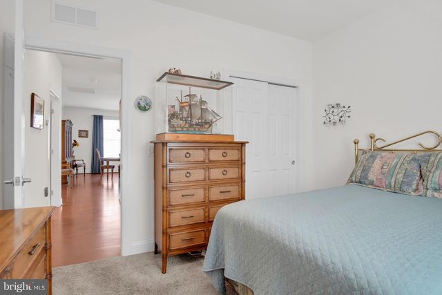 427 GENERAL DR, Mechanicsburg, PA 17050