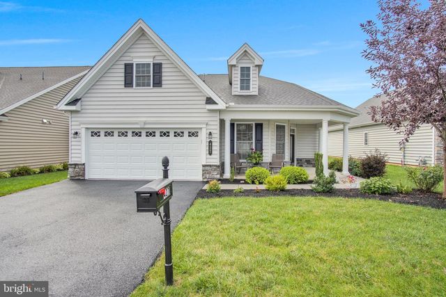 427 GENERAL DR, Mechanicsburg, PA 17050