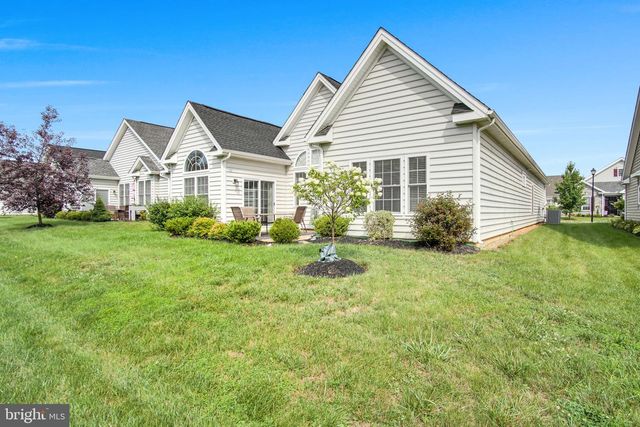 427 GENERAL DR, Mechanicsburg, PA 17050