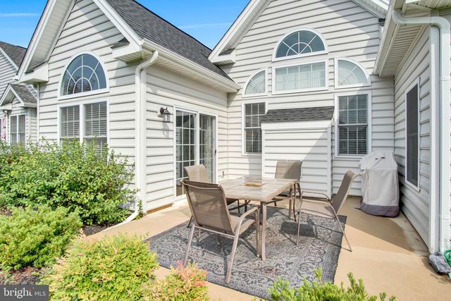 427 GENERAL DR, Mechanicsburg, PA 17050