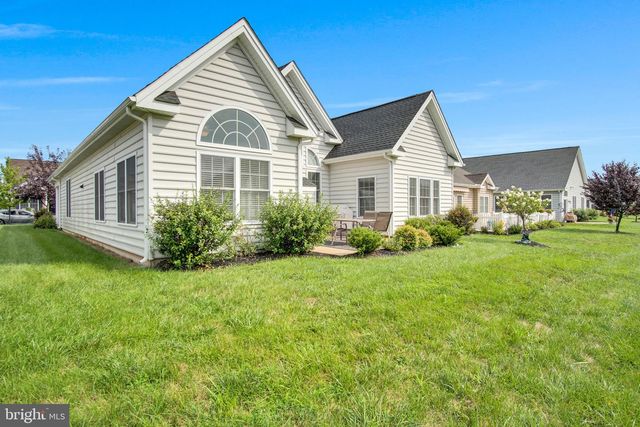 427 GENERAL DR, Mechanicsburg, PA 17050