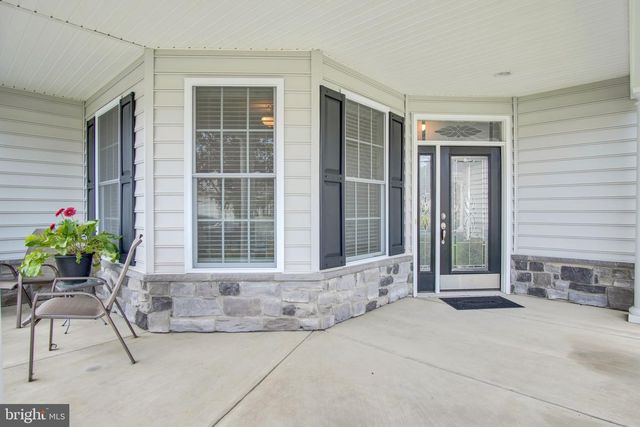 427 GENERAL DR, Mechanicsburg, PA 17050