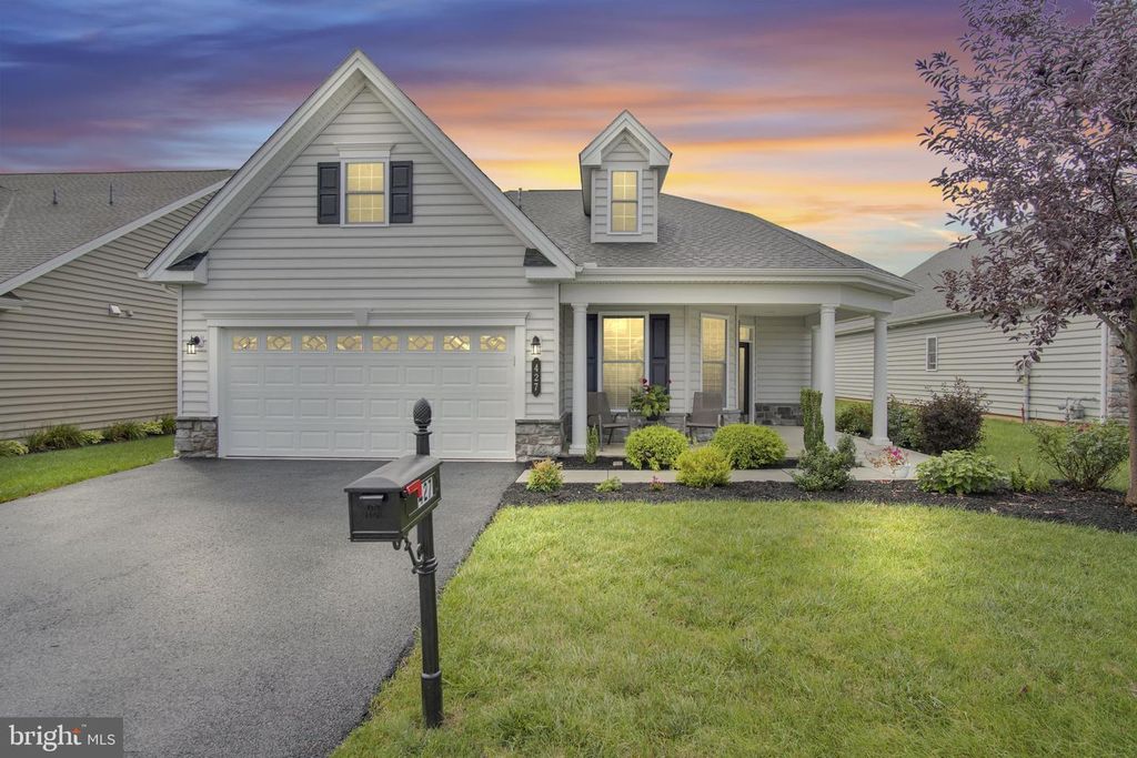 427 GENERAL DR, Mechanicsburg, PA 17050