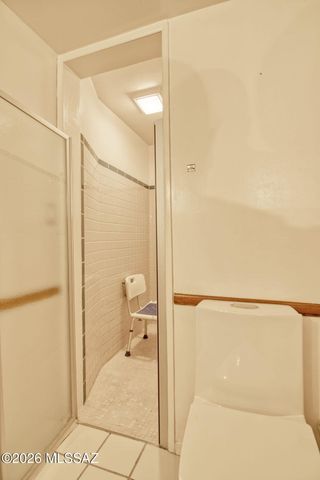 6490 N Val Dosta Drive, Tucson, AZ 85718