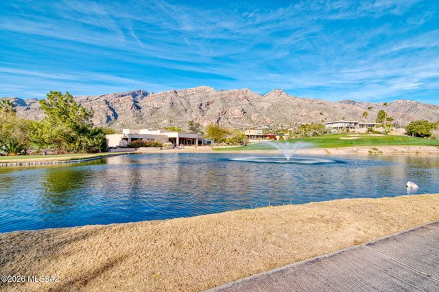 6490 N Val Dosta Drive, Tucson, AZ 85718