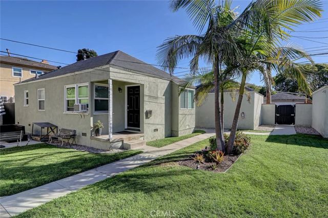 1502 Ocean Park, Santa Monica, CA 90405
