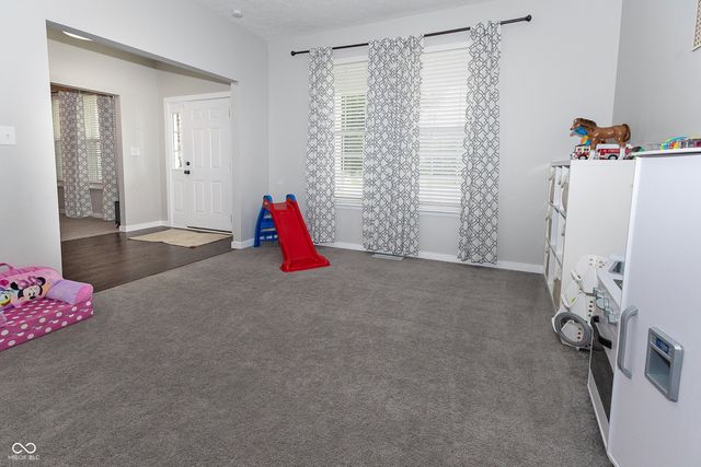6440 E Coal Bluff Court, Camby, IN 46113