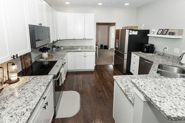 6440 E Coal Bluff Court, Camby, IN 46113
