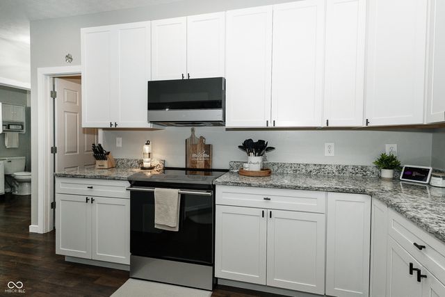 6440 E Coal Bluff Court, Camby, IN 46113
