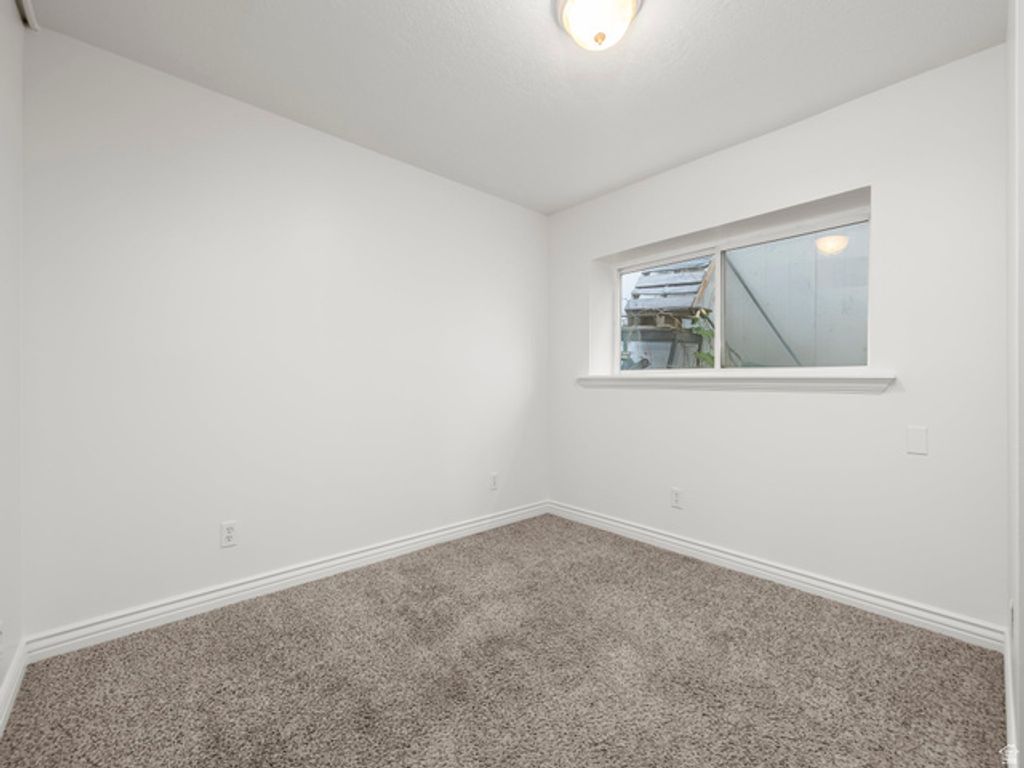 Image 11 of property listing at 442 E 700 N, American Fork, UT 84003