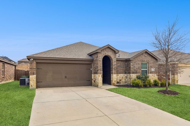 8012 Gallup Avenue, Aubrey, TX 76227