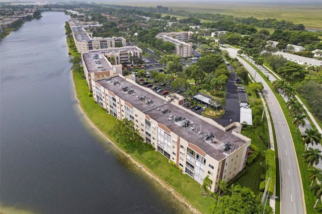 7872 Trent Drive 305, Fort Lauderdale, FL 33321