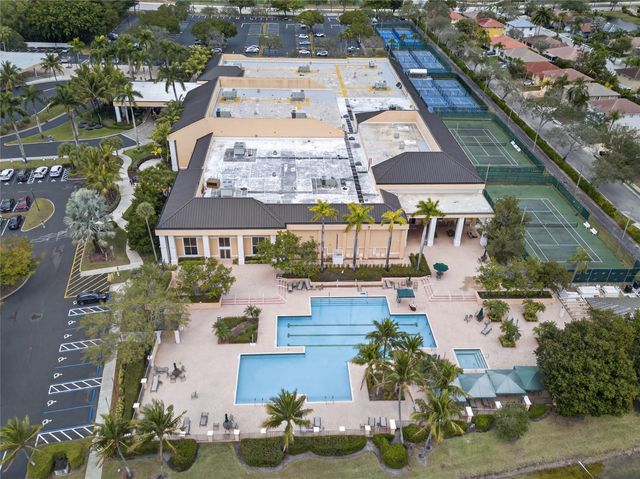 7872 Trent Drive 305, Fort Lauderdale, FL 33321