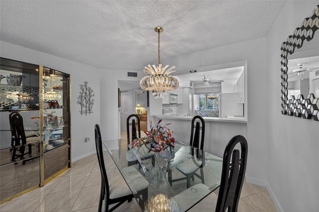 7872 Trent Drive 305, Fort Lauderdale, FL 33321