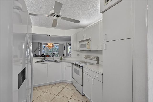 7872 Trent Drive 305, Fort Lauderdale, FL 33321
