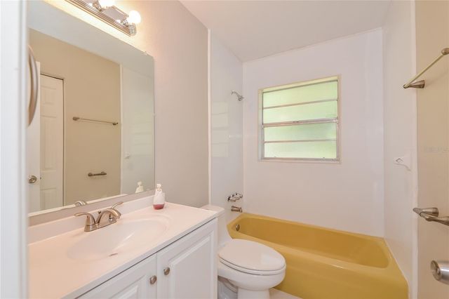 2006 4TH AVENUE W, Palmetto, FL 34221