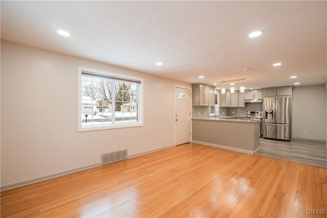 5986 Smith Road, Cicero, NY 13212