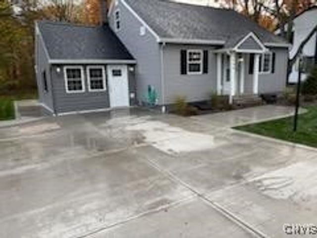 5986 Smith Road, Cicero, NY 13212