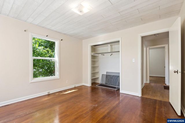 1385 Pearl St NE, Salem, OR 97301
