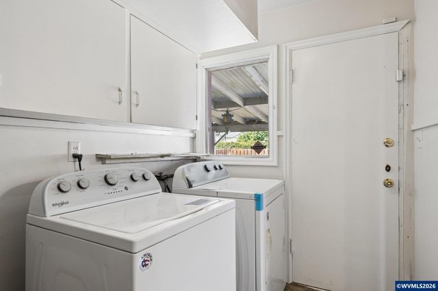 1385 Pearl St NE, Salem, OR 97301