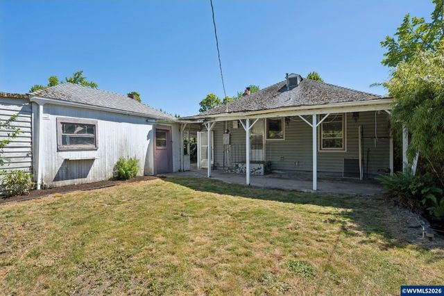 1385 Pearl St NE, Salem, OR 97301