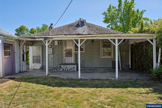 1385 Pearl St NE, Salem, OR 97301