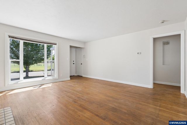 1385 Pearl St NE, Salem, OR 97301