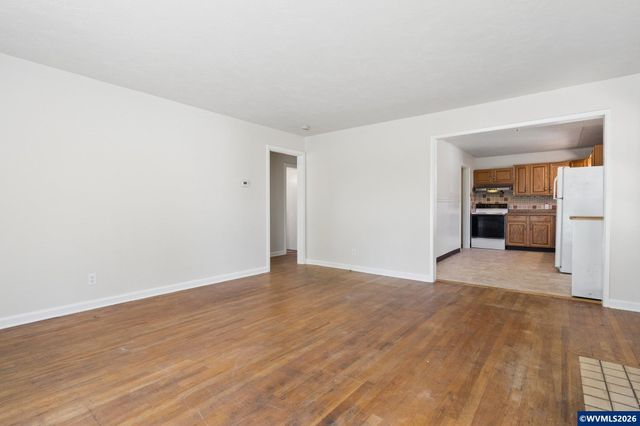 1385 Pearl St NE, Salem, OR 97301