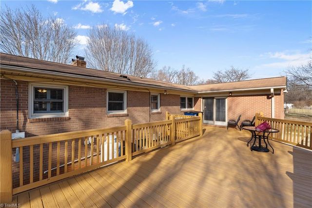 1343 Bethania Rural Hall Road, Winston-salem, NC 27106