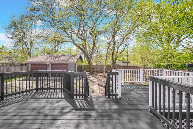 211 Independence Avenue, Joliet, IL 60433
