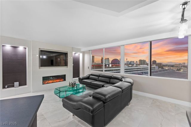 205 East Harmon Avenue 1012, Las Vegas, NV 89169