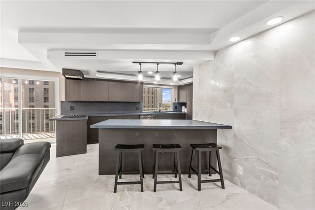 205 East Harmon Avenue 1012, Las Vegas, NV 89169