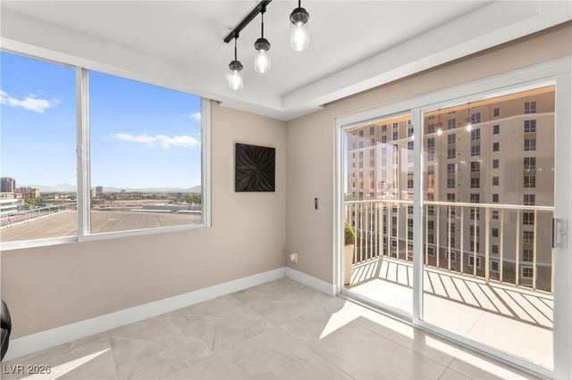 205 East Harmon Avenue 1012, Las Vegas, NV 89169