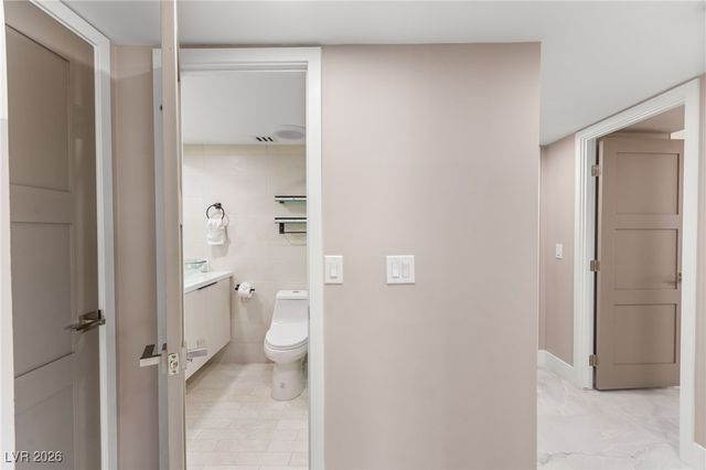 205 East Harmon Avenue 1012, Las Vegas, NV 89169