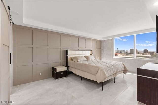 205 East Harmon Avenue 1012, Las Vegas, NV 89169