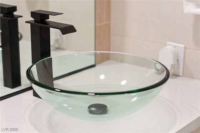 205 East Harmon Avenue 1012, Las Vegas, NV 89169