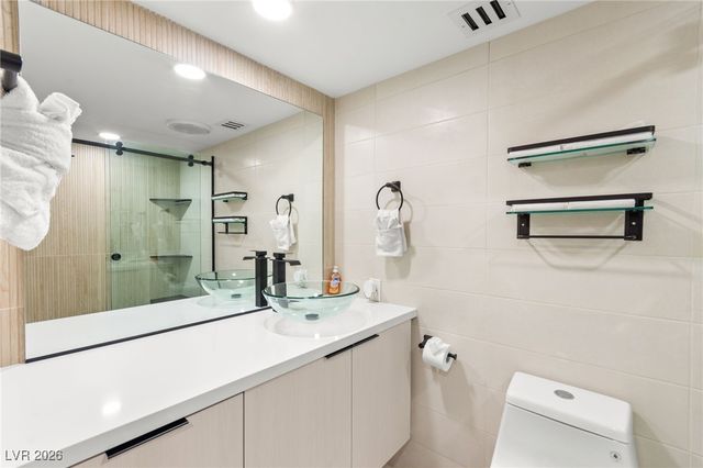 205 East Harmon Avenue 1012, Las Vegas, NV 89169