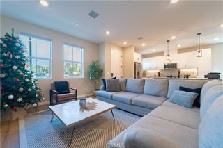 5664 Kate Way 2, Fontana, CA 92336