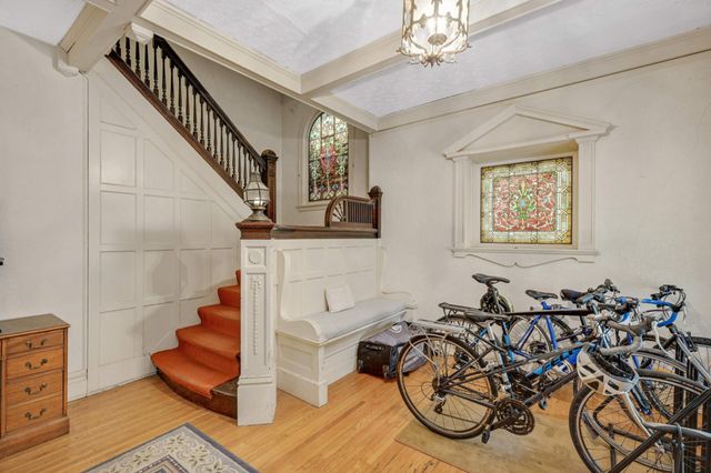 2428 Colfax Avenue S 3, Minneapolis, MN 55405