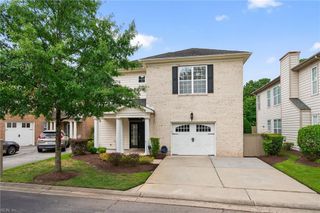 416 Blue Beech WAY, Chesapeake, VA 23320