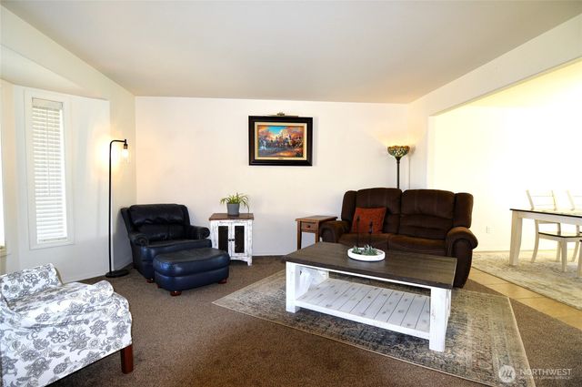 526 N Monarch Street, Moses Lake, WA 98837