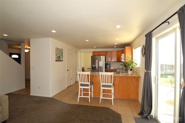 526 N Monarch Street, Moses Lake, WA 98837